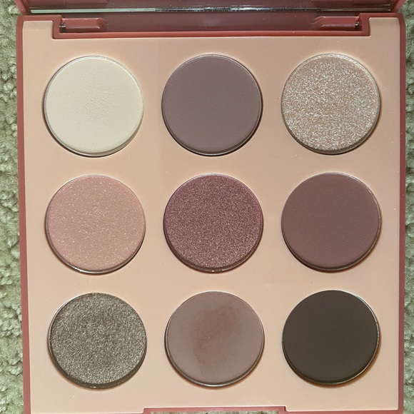 Morphe Vintage Rose Eyeshadow Pallet - Picture 5 of 14